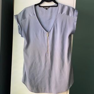 Express silky short sleeve top with zipper